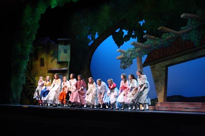 Elixir of Love Photos 188